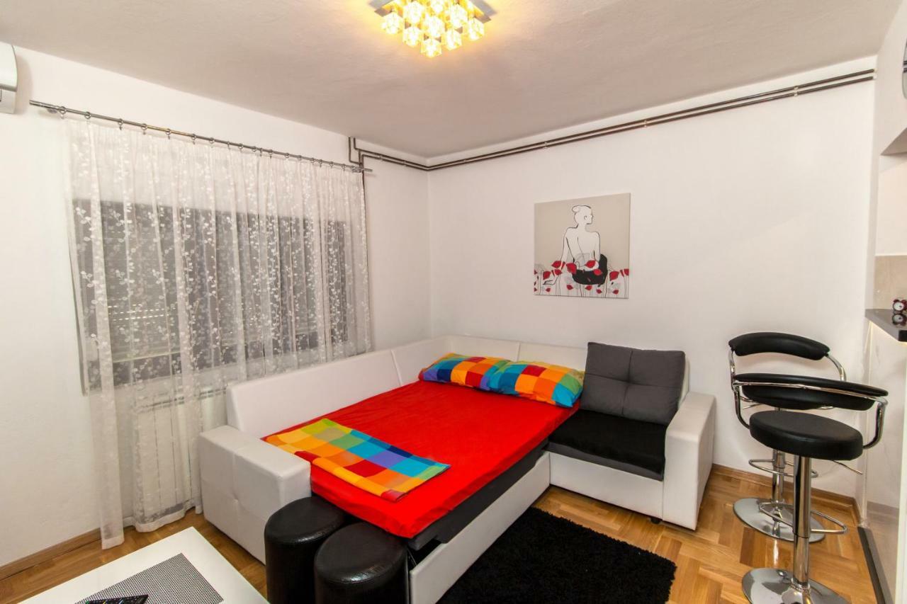 Apartman Draz เทรบินเย ภายนอก รูปภาพ