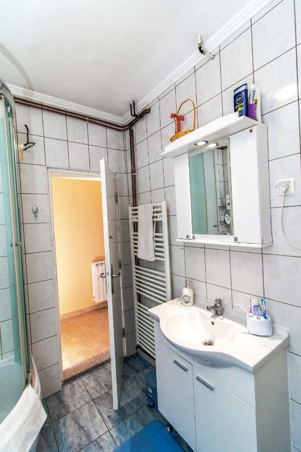 Apartman Draz เทรบินเย ภายนอก รูปภาพ
